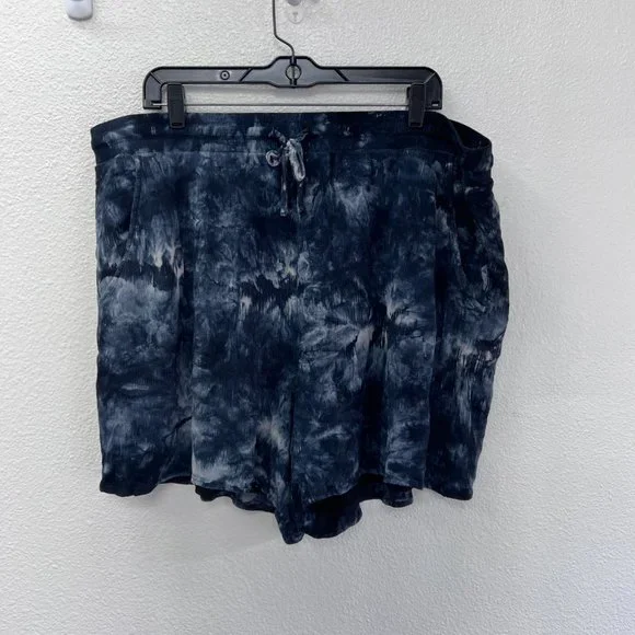 Torrid black blue elastic waist womens shorts  Size: 2X - Picture 2 of 7